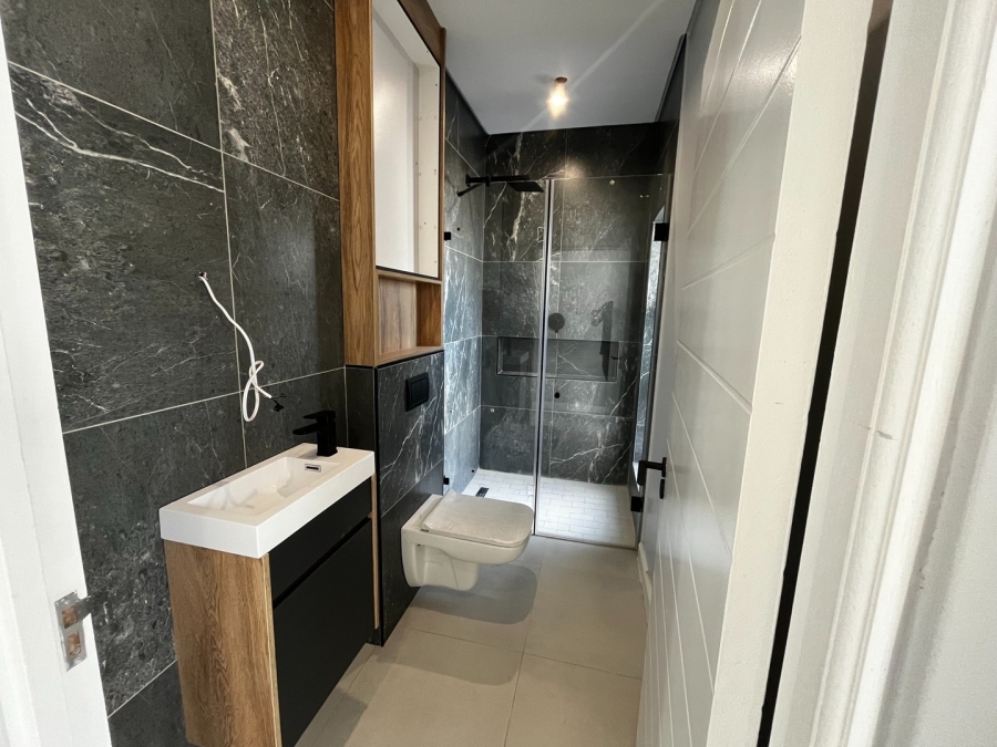 3 Bedroom Property for Sale in Sandown Western Cape